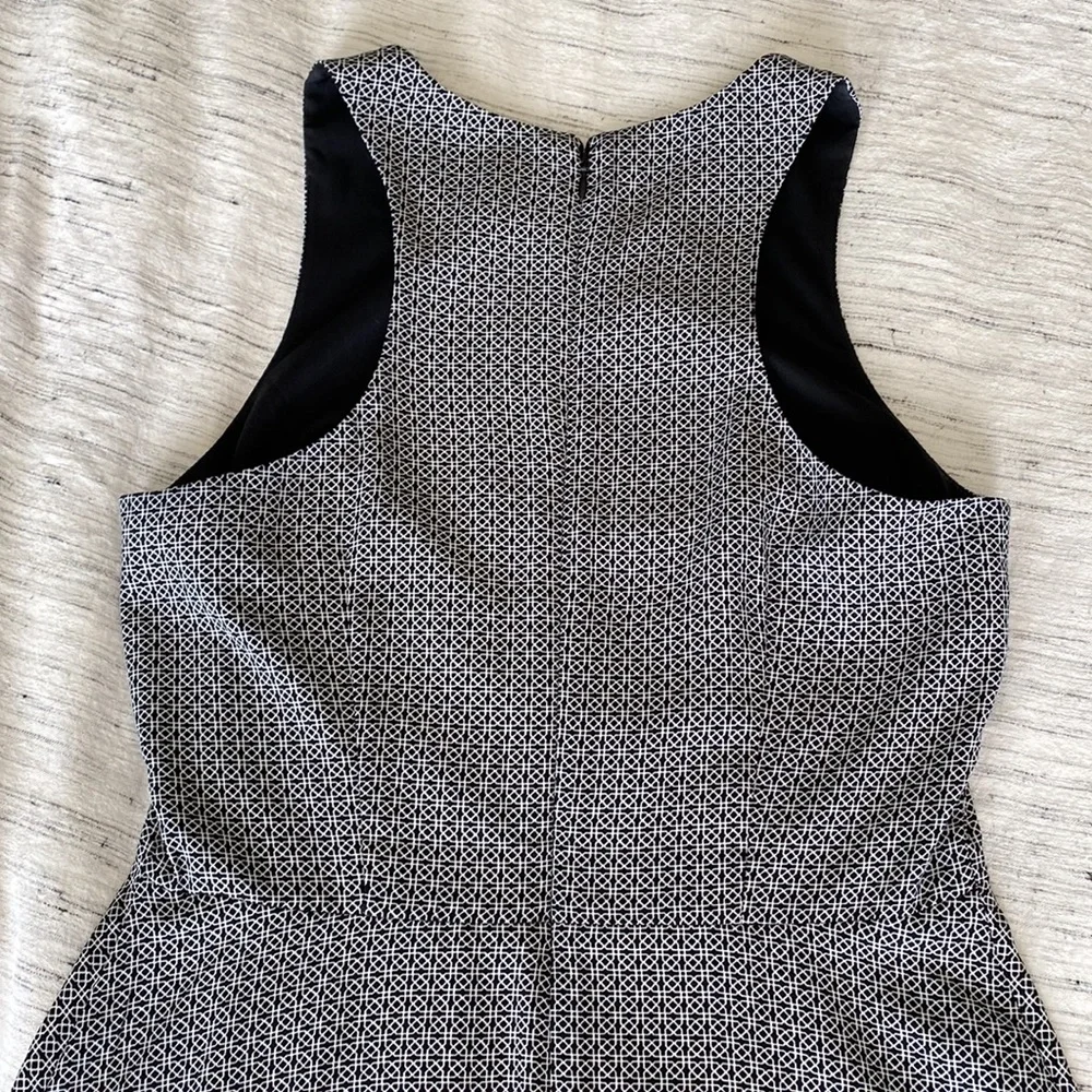 Patterned dress - Picture 4 of 4